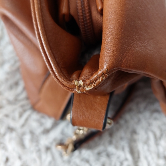 GUC UrbanExpressions Maisy Messenger Tan Vegan Lthr Flap Shoulder/Crossbody Bag - Picture 15 of 16